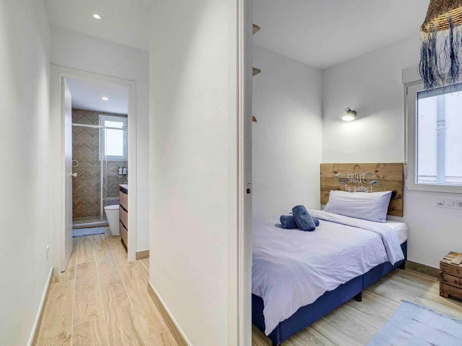 Casa Mandarina: 4 Bedrooms - 2 Terraces - Parking L'Hospitalet de Llobregat Extérieur photo
