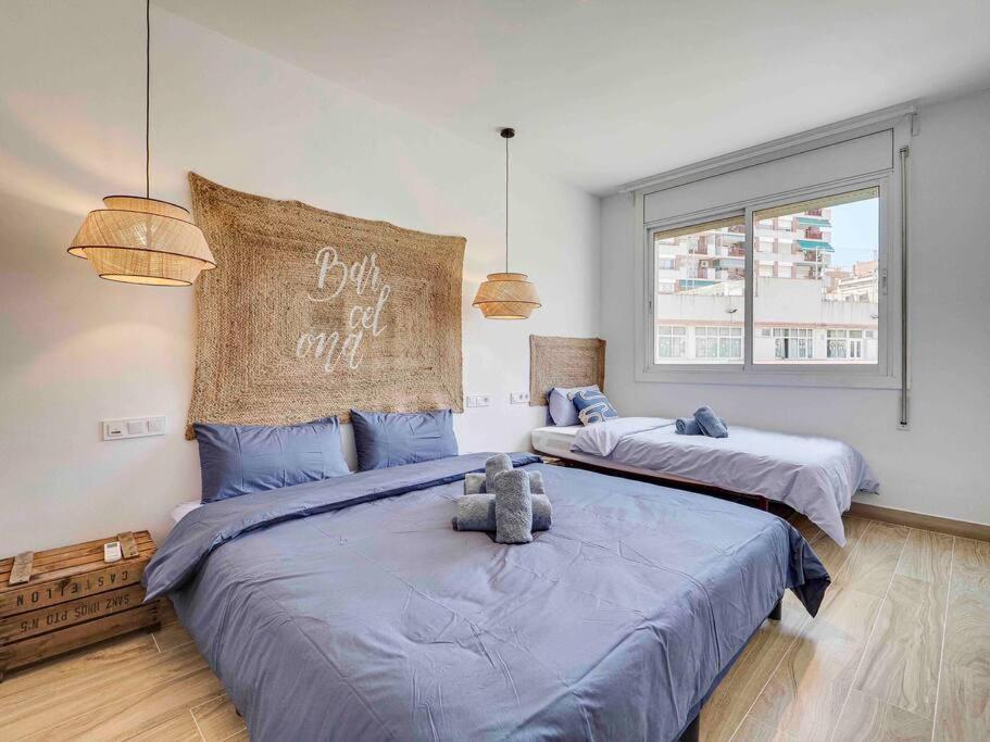 Casa Mandarina: 4 Bedrooms - 2 Terraces - Parking L'Hospitalet de Llobregat Extérieur photo